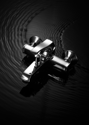 Chrome Bathroom Bath Mixer Tap Center Handle Location Corrosion Resistance